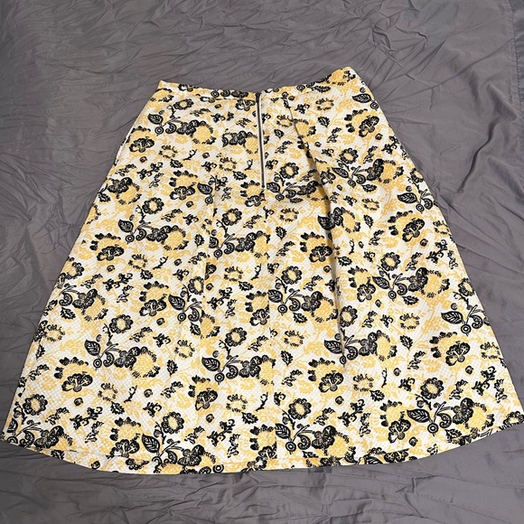 Wore only a couple times, in great condition. Just doesn’t fit anymore. - Picture 3 of 3